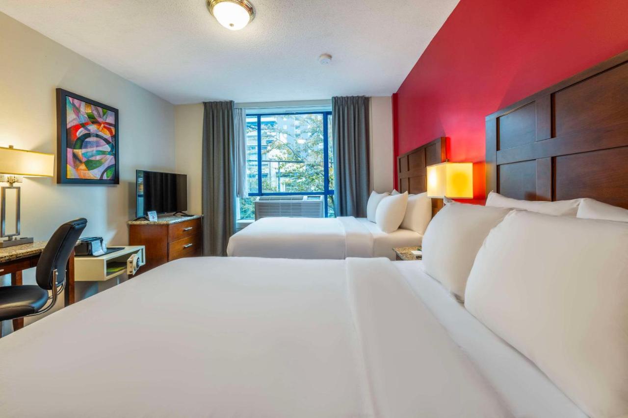 Quality Inn & Suites Vancouver Extérieur photo